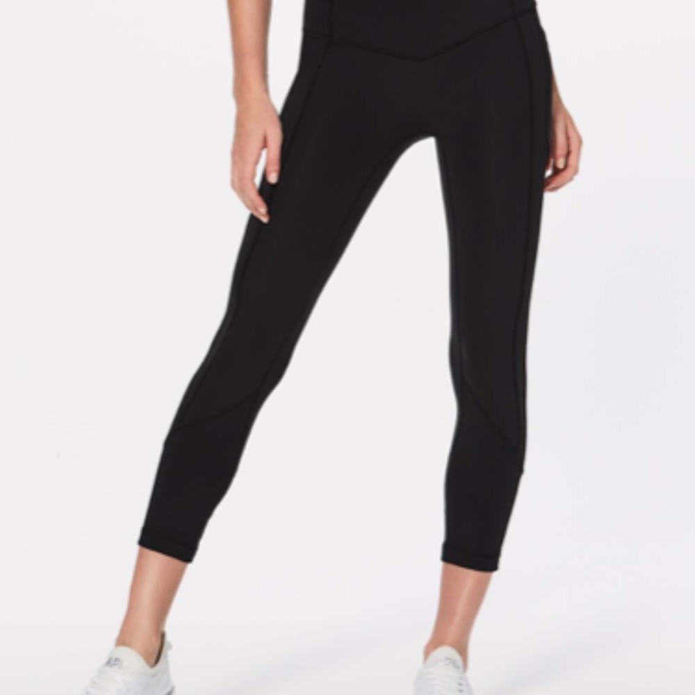 Lululemon All the Right Places ll 23"